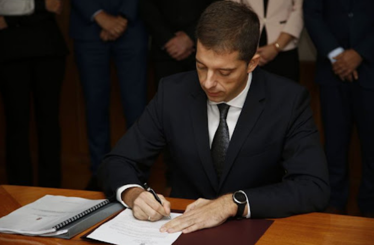 Gjuriq u dërgon letër anëtarëve të Dhomës së Përfaqësuesve dhe Senatit në Kongresin Amerikan