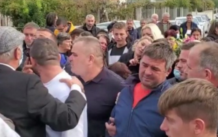 Ia mori jetën në mënyrë të tmerrshme 8 vjeçarit, ja çfarë dënimi po kërkohet për autorin
