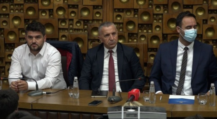 ‘Nëntori i Shqiptarëve’: Konjufca thotë se është për ta bërë republikën e tretë