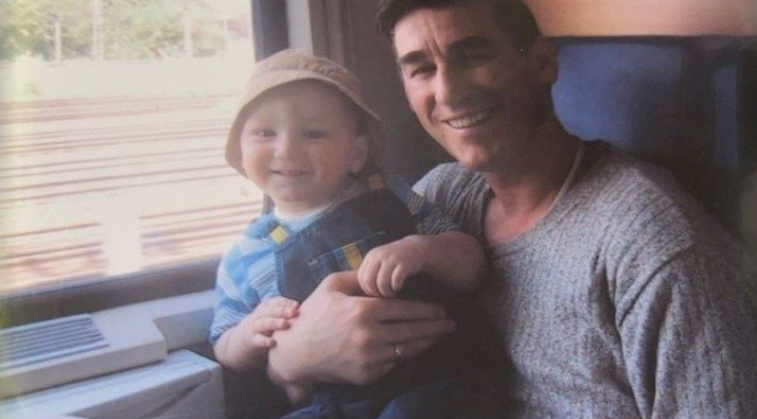 Në kohën e rinisë, fotografi e papublikuar më parë e Kadri Veselit