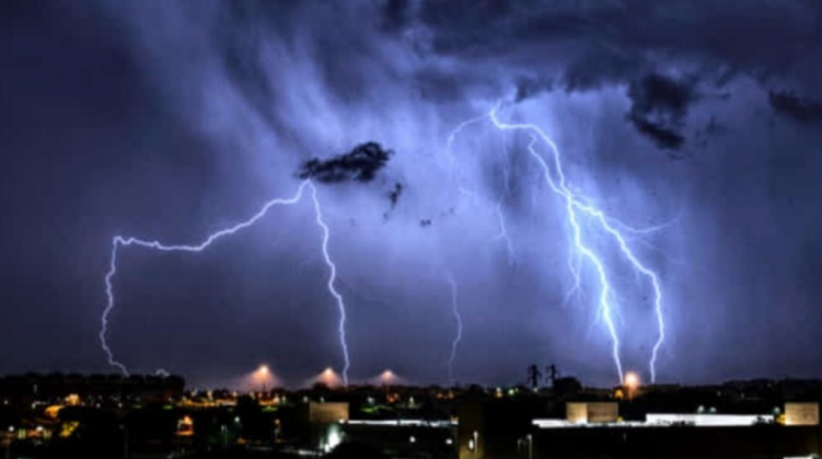 Dimri po vjen me stuhi e reshje shiu: Ky mot i keq do ta godas që nesër të gjithë Ballkanin