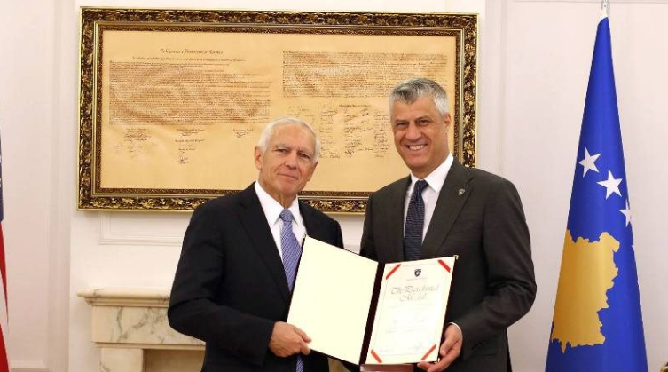 Clark për Thaçin: Ishte entuziast për të ardhmen e vendit, nuk mund të krijosh shtet të ri nëse nuk je gati të vdesësh për të