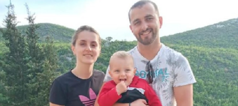 “Ike në lule të rinisë me djalin, o Zot pse i more”, mesazhet prekëse në rrjet për babë e bir që humbën jetën në aksident
