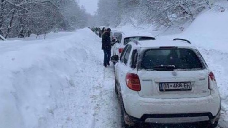 Mos u nisni për Brezovicë e Prevallë, shembje të dheut dhe gurëve në Prizren