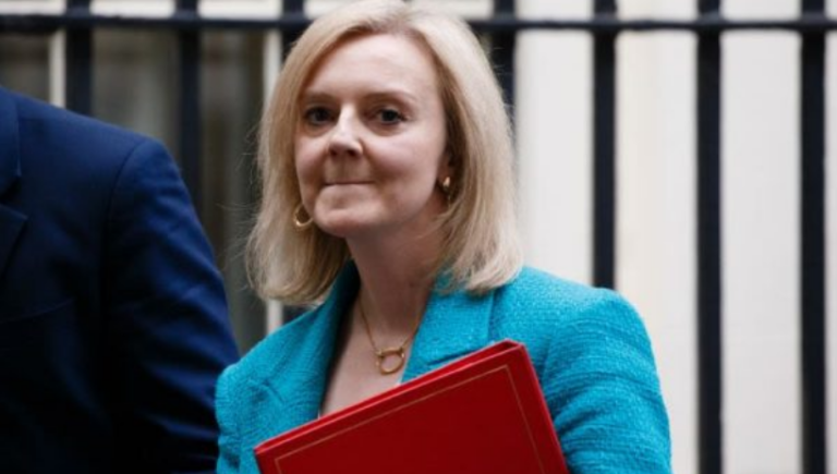 Sekretarja britanike alarmon për situatën në Ballkan pas takimit me kryediplomatët e rajonit