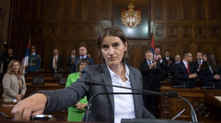 Qeveria serbe reagon pasi MPJD ia ndaloi hyrjen në Kosovë Petar Petkoviqit