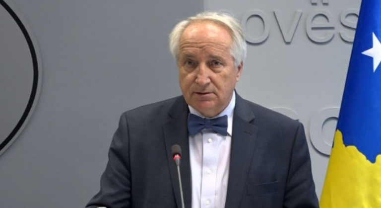 A do të lehtësohen masat kufizuese në prag festash, flet Ministri i Shëndetësisë