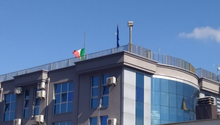 Ambasada e Italisë del me njoftim për kosovarët