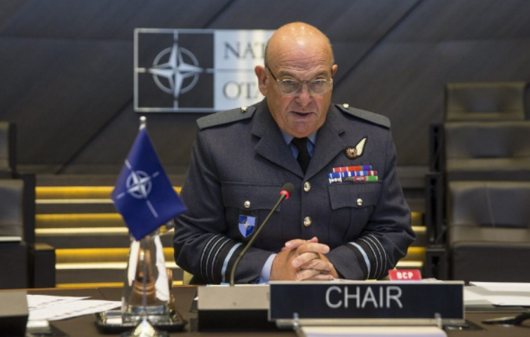 ‘Të befasuar në Bruksel nga vendimi i Londrës që të dërgojë emisar një ushtarak të fuqishëm në Ballkan’