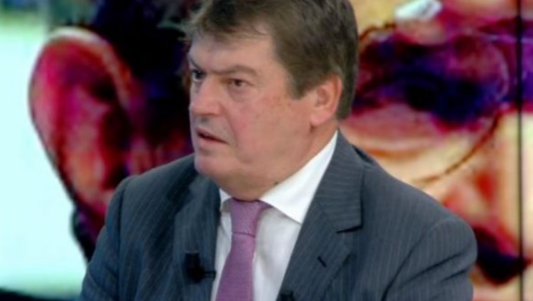 Topi zbulon çfarë i kërkoi Tadiç për Kosovën: Ajo që nuk ndodhi atëherë po ndodh tani