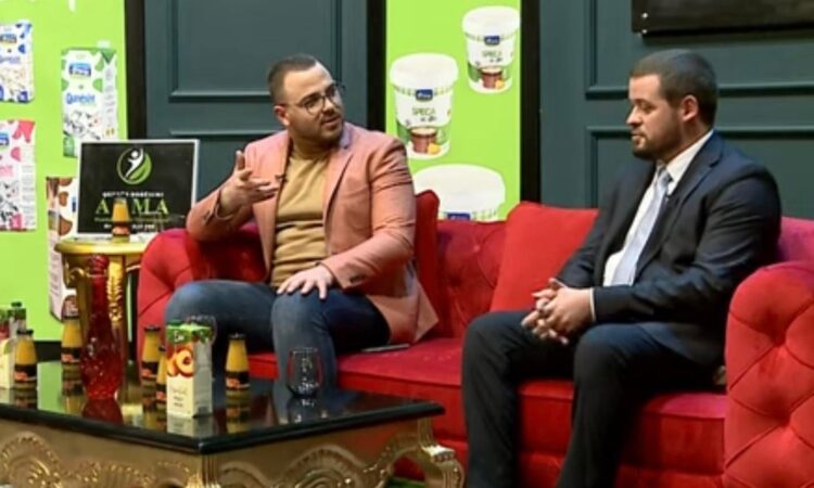 Debat i nxehtë mes hoxhës dhe gazetarit /Hoxha: Marre për ju që bëni BigBrother, nxehet keq gazetari shqiptar