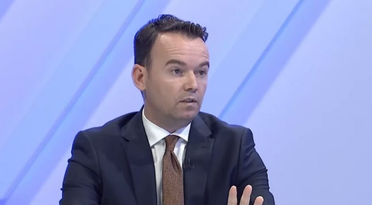 Faton Peci: Ardhja e Isa Mustafës në krye të LDK’së ishte aksident