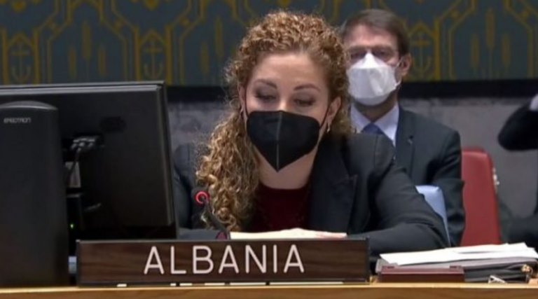 Ministrja shqiptare në OKB flet për përdhunimin dhe vrasjen e grave gjatë luftës në Kosovë