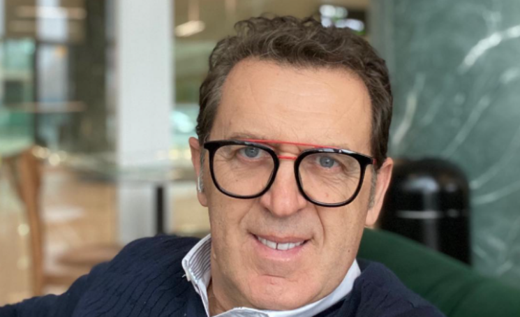 Xeni jep lajmin e madh: Merr vendim të largohet nga muzika