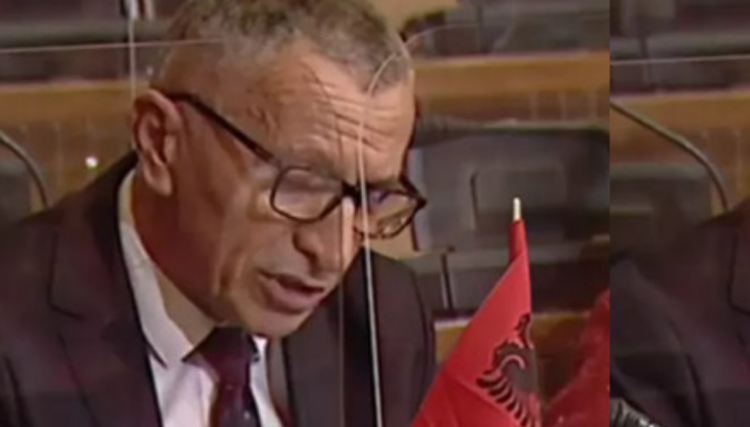 Prokuroria Speciale në Serbi propozon t’i ngrihet aktakuzë, reagon Kamberi: Regjimi i Vucicit është në hall