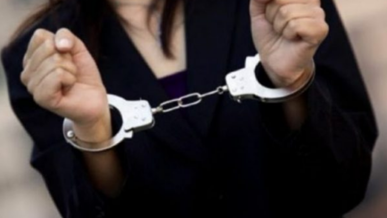 Arrestohet 41 vjeçarja e cila kishte kërcënuar me vrasje burrin e saj