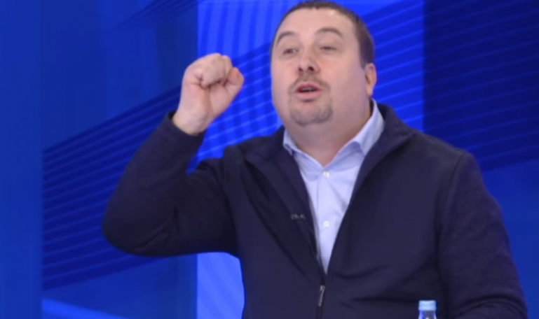 Latifi bën grushtin: Deri erdhën amerikanët, UÇK kështu e mbajti grushtin