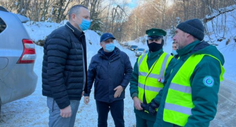 Ndalohen motorët e borës në Brezovicë