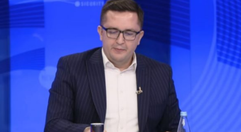 Mustafa: Kosovarët do të paguajnë 42% më shtrenjtë për energjinë elektrike