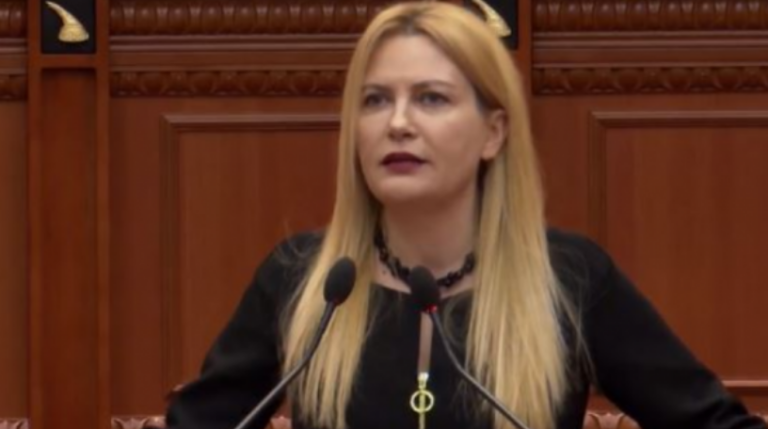 “Kosova mund të rrezikohet nga Serbia”, deputetja shqiptare: Lufta nuk është larg nesh