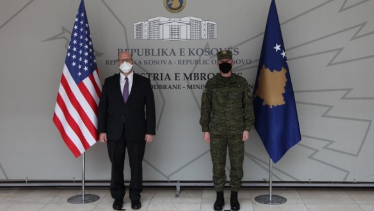 ​Hovenier thotë se SHBA-ja do të vazhdojë ta mbështes FSK-në