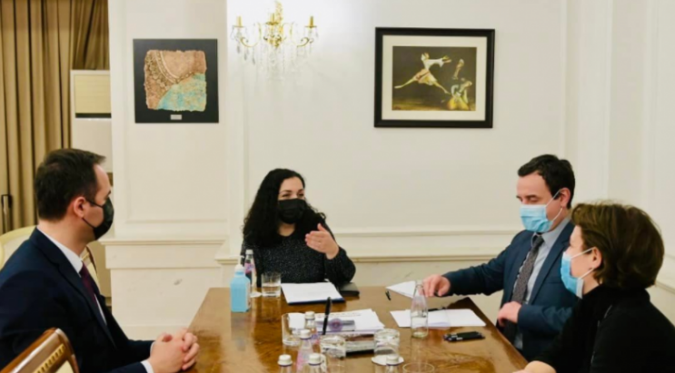 Osmani takon Kurtin, Konjufcën e Gërvallën – flasin për dialogun e përqendruar në njohje