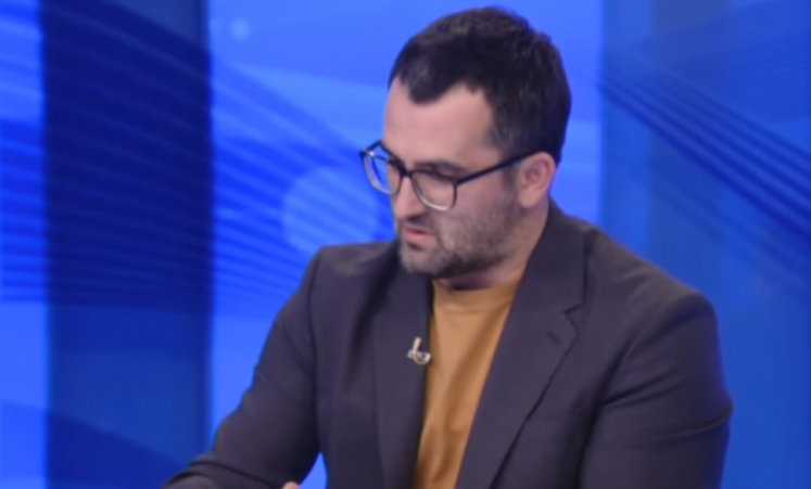 Shkëlzen Gashi tregon pse Xhafer Deva u lidh me gjermanët dhe italianët dhe si i largoi kolonizatorët serbë