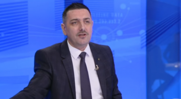 Valon Syla: Qeveria Kurti II është e rrencave dhe llaskucave