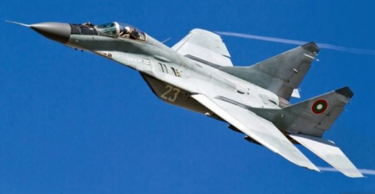 Kurti tregon nëse Kosova është vend i mundshëm prej ku mund t’i dërgohen aeroplanë Ukrainës