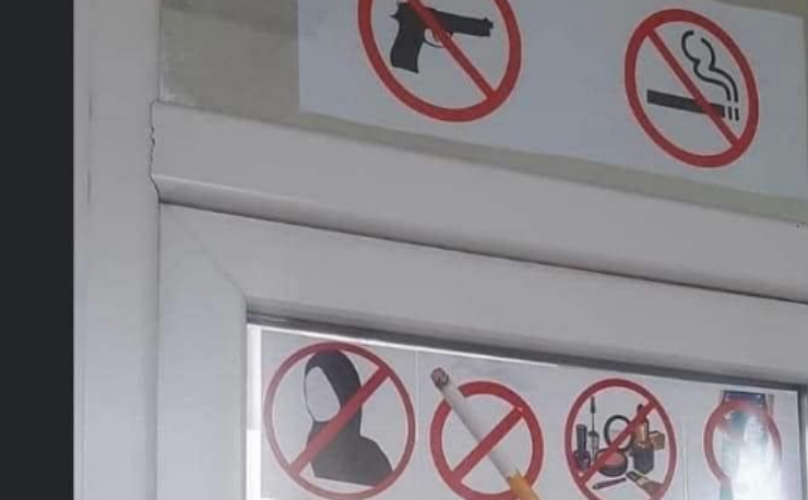 Shkolla në Gjakovë ndalon shaminë, armët dhe duhanin – reagon deputetja Duda Balje