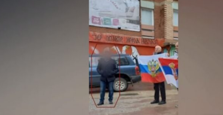 Një punonjës i Policisë së Kosovës dyshohet se mori pjesë në protestën proruse në veri të Mitrovicës