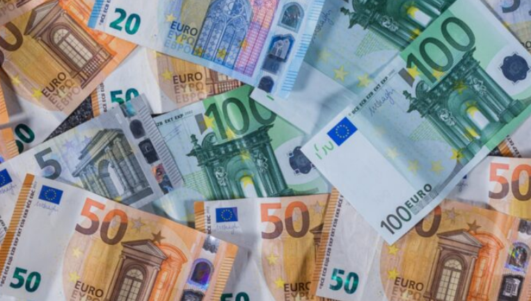 Pagë gati 1 mijë euro, këto janë punët më të paguara në Kosovë
