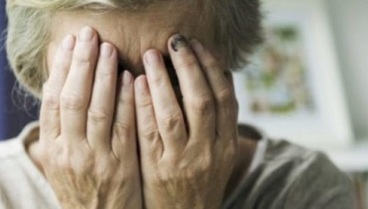 E tmerrshme: 53 vjeçarja përdhunohet nga një burrë 28 vjeç