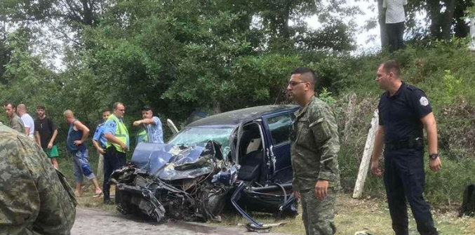 E rëndë: Vdes shoferi i veturës që u përplas me autobusin në rrugën Mitrovicë – Skënderaj