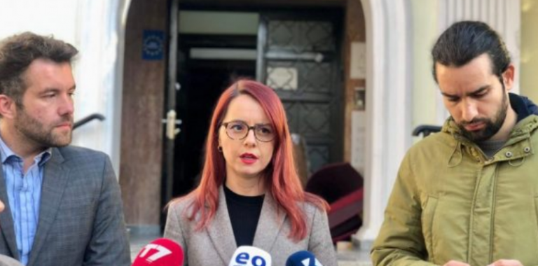 Ndërhyrja në ligjëratën e profesor Dugollit, avokatja tregon me sa vite burg mund të dënohet aktivisti Rron Gjinovci