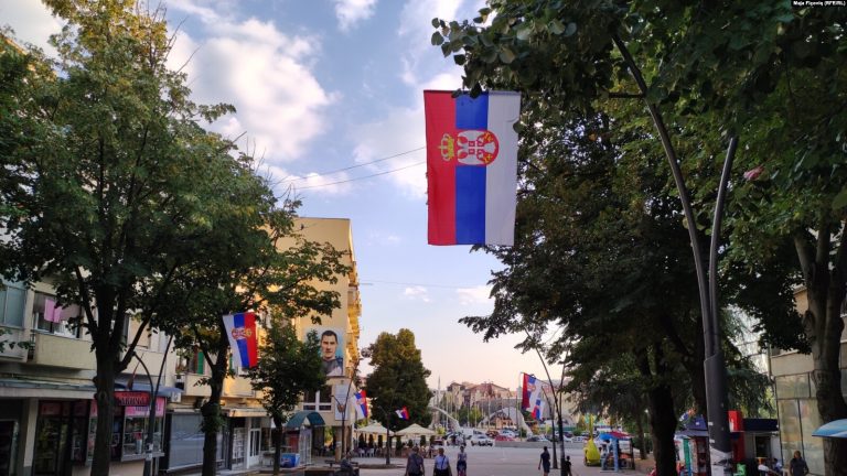 Një javë nga vendimi i serbëve për largim nga institucionet, pezullohen disa shërbime në veri të Mitrovicës