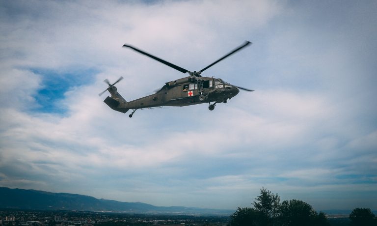 KFOR-i përgatitet për reagim ndaj krizave, do të nisin stërvitjet me automjete të rënda e helikopterë