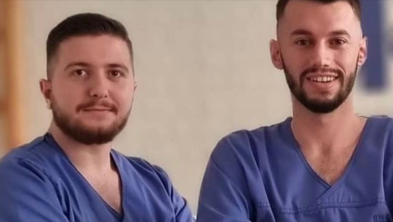 Fizioterapeuti nga Vushtrria bën një gjest të madh, ia dhuron klinikën falas punëtorit të tij