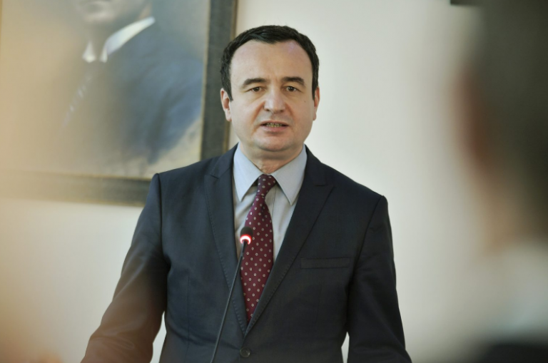 Kurti ndodhet në një vizitë urgjente në Veri