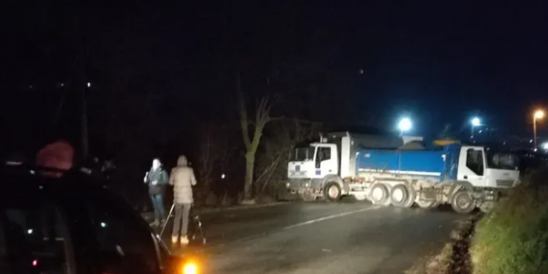 Gjuajtje me shok-bomba në Rudar te bllokadat