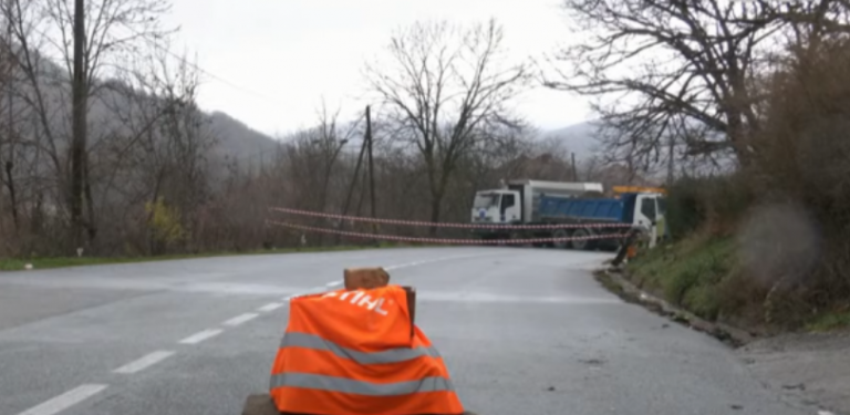 Marko Gjuriq tregon se se çka i garantuan SHBA-ja dhe BE-ja Serbisë, për heqjen e barrikadave