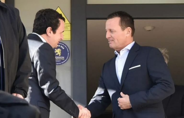 Grenell e shpërndan në Twitter postimin e Kurtit rreth rastit në Shtërpcë!