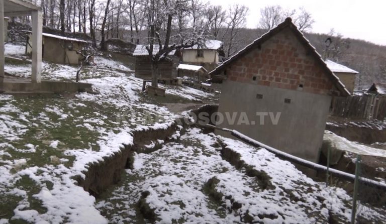 Lëkundet shtëpia në Rashan të Mitrovicës, largohen 11 banorë