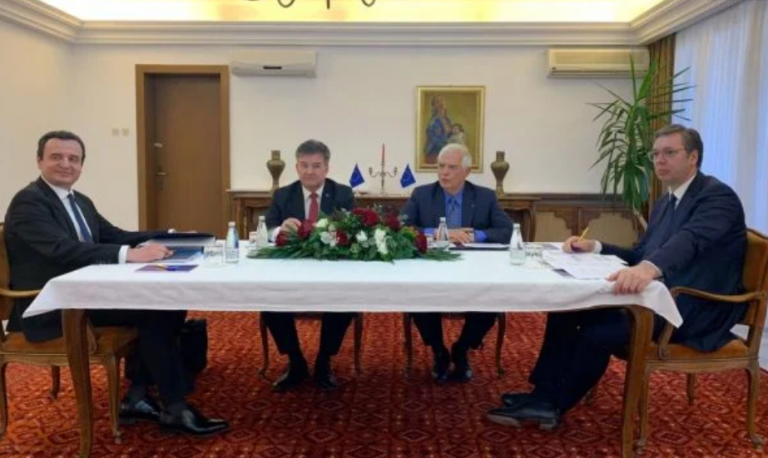 Përfundon pjesa e dytë e takimit Kurti-Vuçiq, gazetari kosovar tregon ku ka ngecje