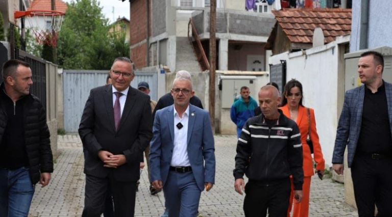 Fondacioni “Behgjet Pacolli” fillon ndërtimin e 10 shtëpive për familjet e prekura nga vërshimet