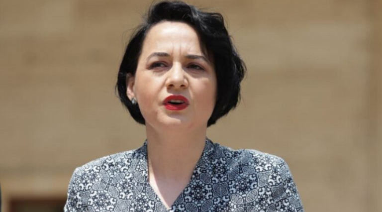 Deputetja Fitore Pacolli thotë se ka pranuar një kërcënim