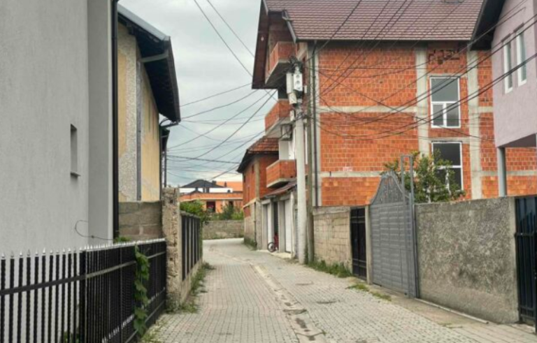 Flet bashkëshortja e njërit nga policët e kidnapuar: Çdo ditë flas në telefon, sot nuk u lajmërua hiç