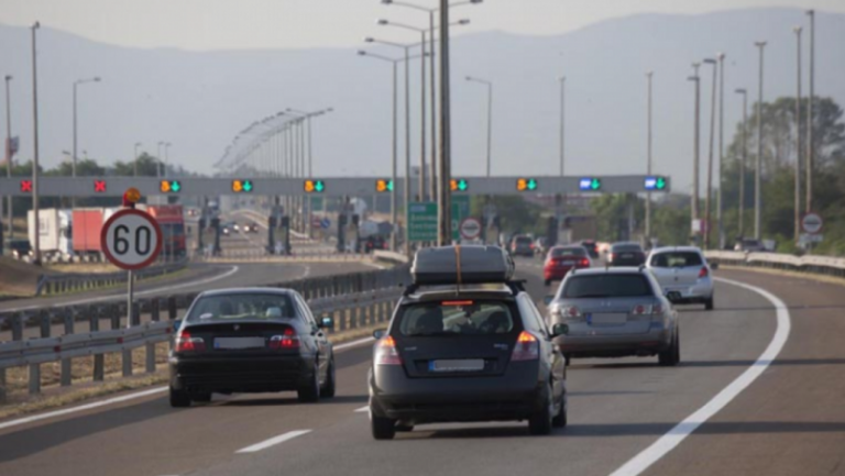 Rregullat në autostradat e Serbisë, mërgimtarët të kenë kujdes