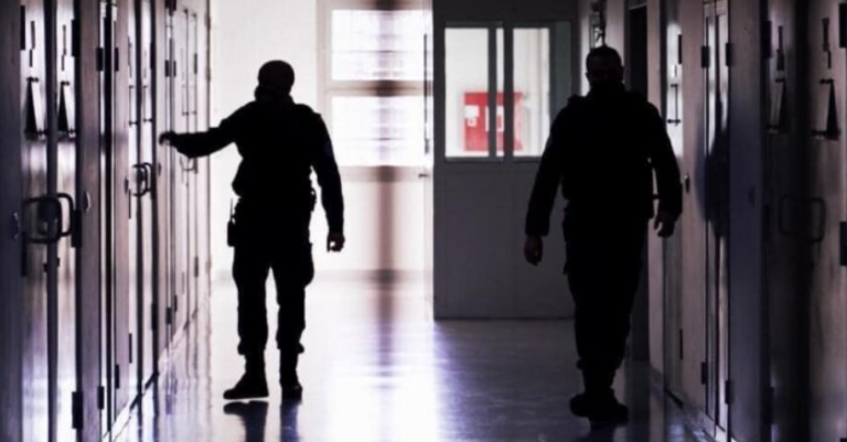 Ky është i dyshuari për therjen me thikë të 47-vjeçarit në Mitrovicë, dërgohet në paraburgim