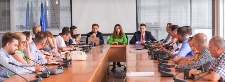 Nagavci njofton prindërit se kur do t’u dalin paratë për librat